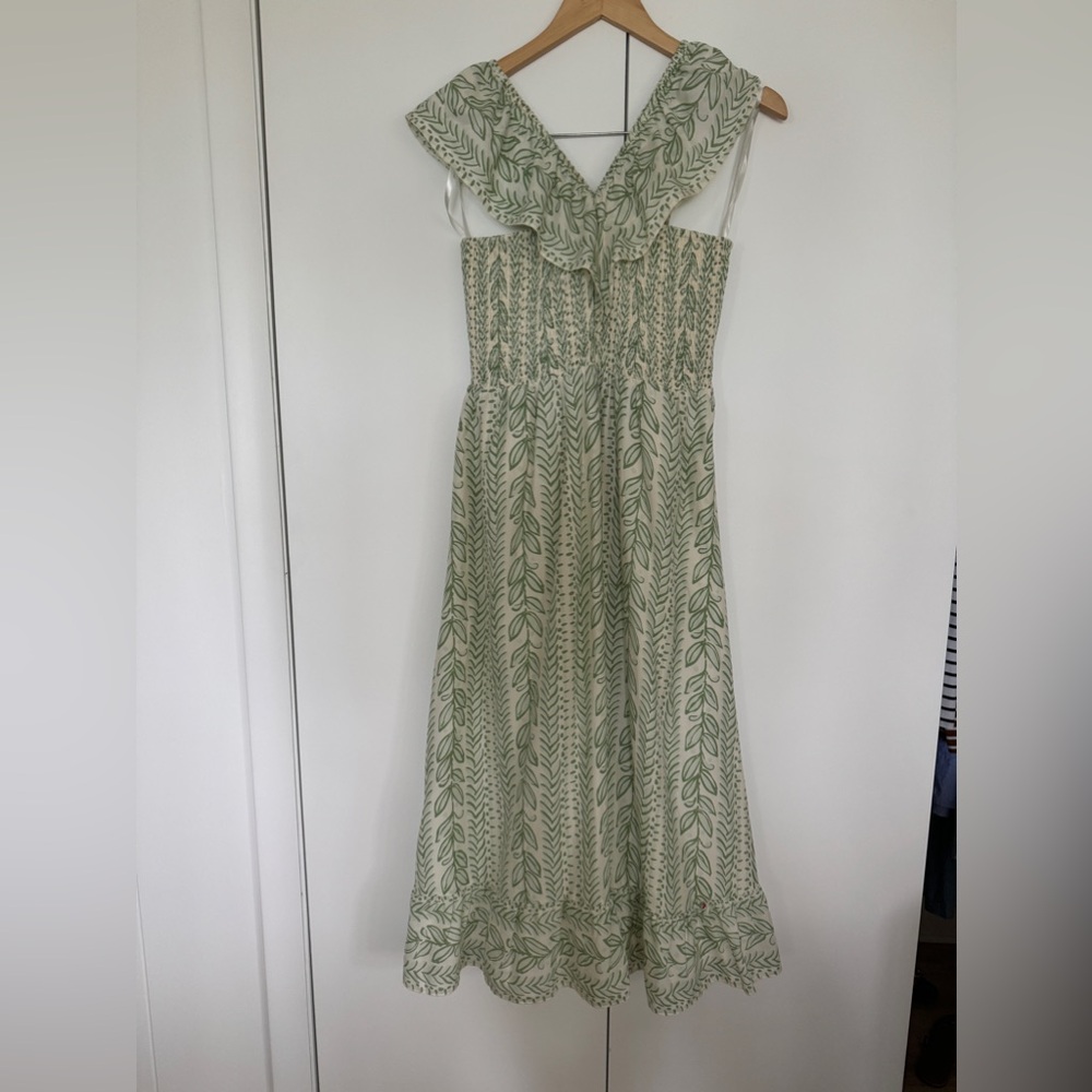 Elegant Green Leaf Print Midi Dress